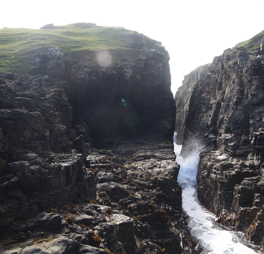 cut - found in Ireland - &copy; Tom Loewen | 14x3.de
