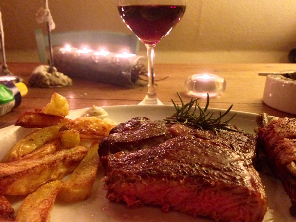 steak - found @ dinnertime - &copy; Tom Loewen | 14x3.de