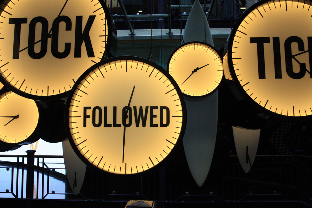 ticktock - found @ Guinness - &copy; Tom Loewen | 14x3.de